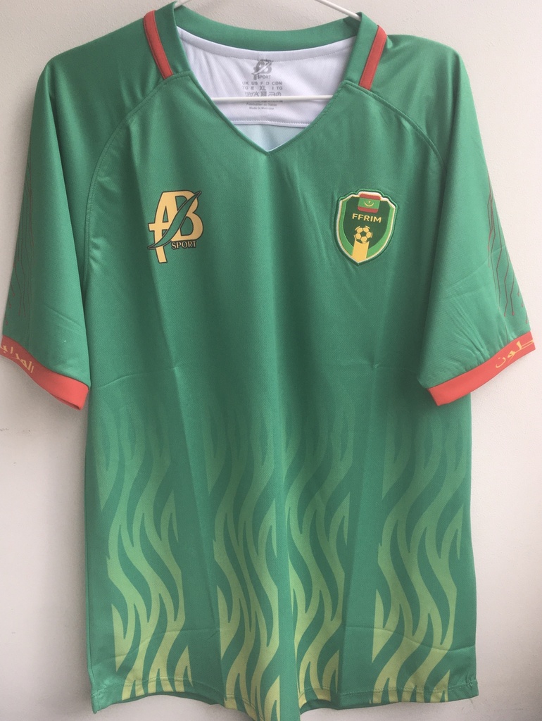 Camiseta sin nombre