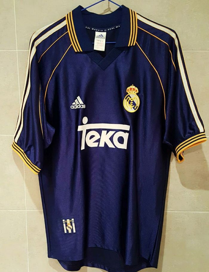 5 - Real Madrid CF - Sanchis (Adidas)