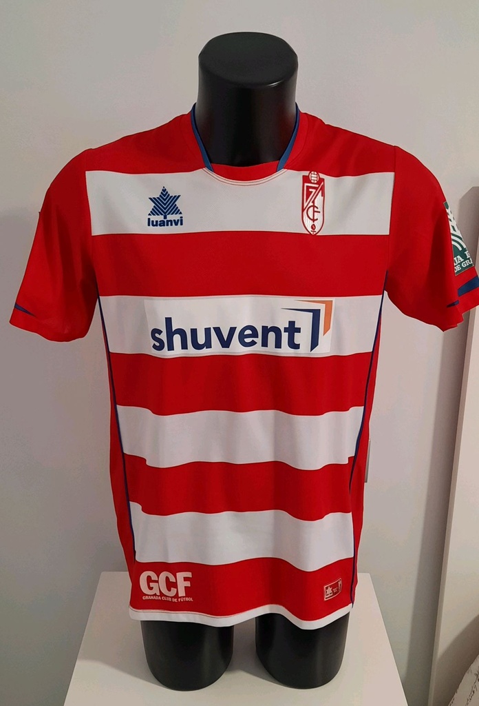 16 - Granada CF - B. Angulo (Luanvi)