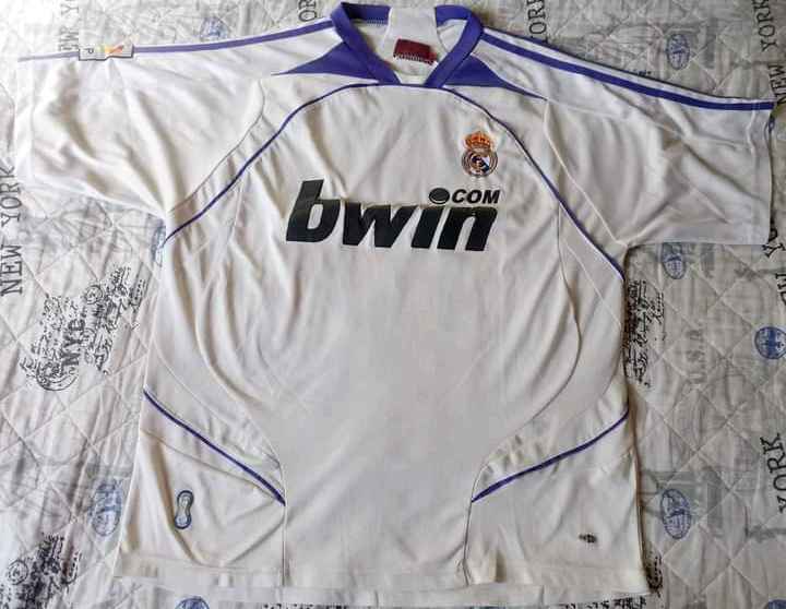18 - Real Madrid - Gago