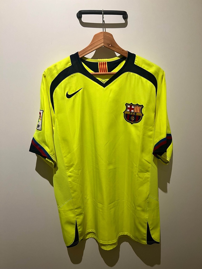 10 - FC Barcelona - RONALDINHO (Nike)