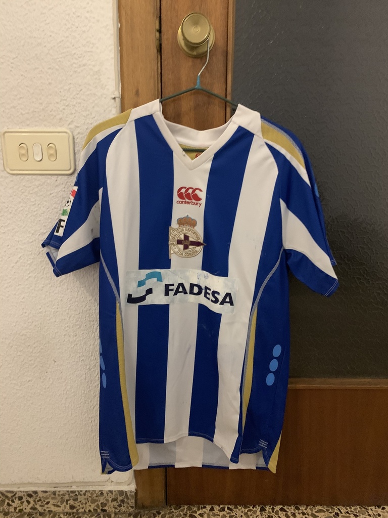 Camiseta sin nombre