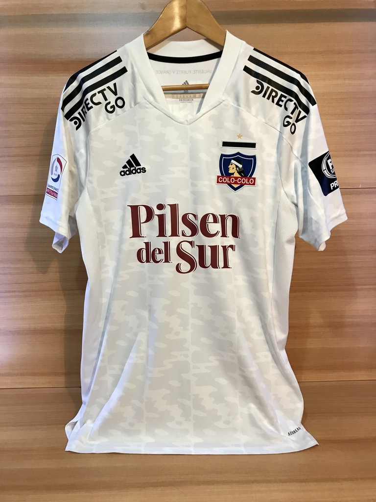 7 - Colo-Colo - Paredes