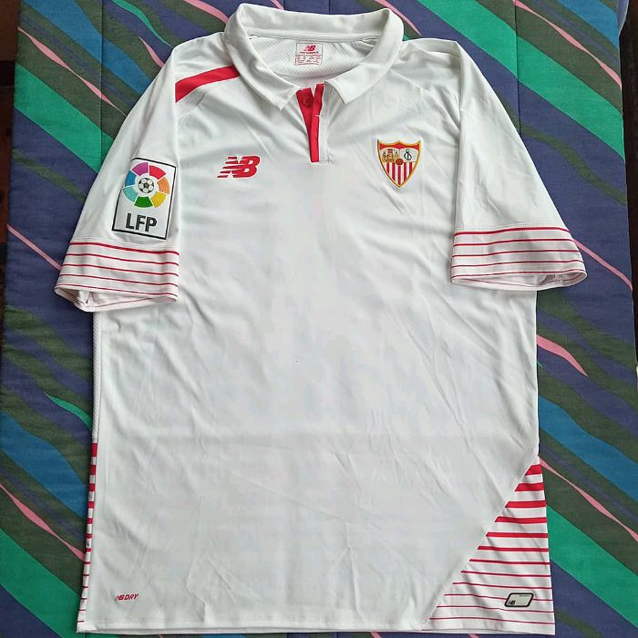 20 - Sevilla FC - VITOLO (New Balance)