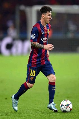 10 - FC BARCELONA - MESSI