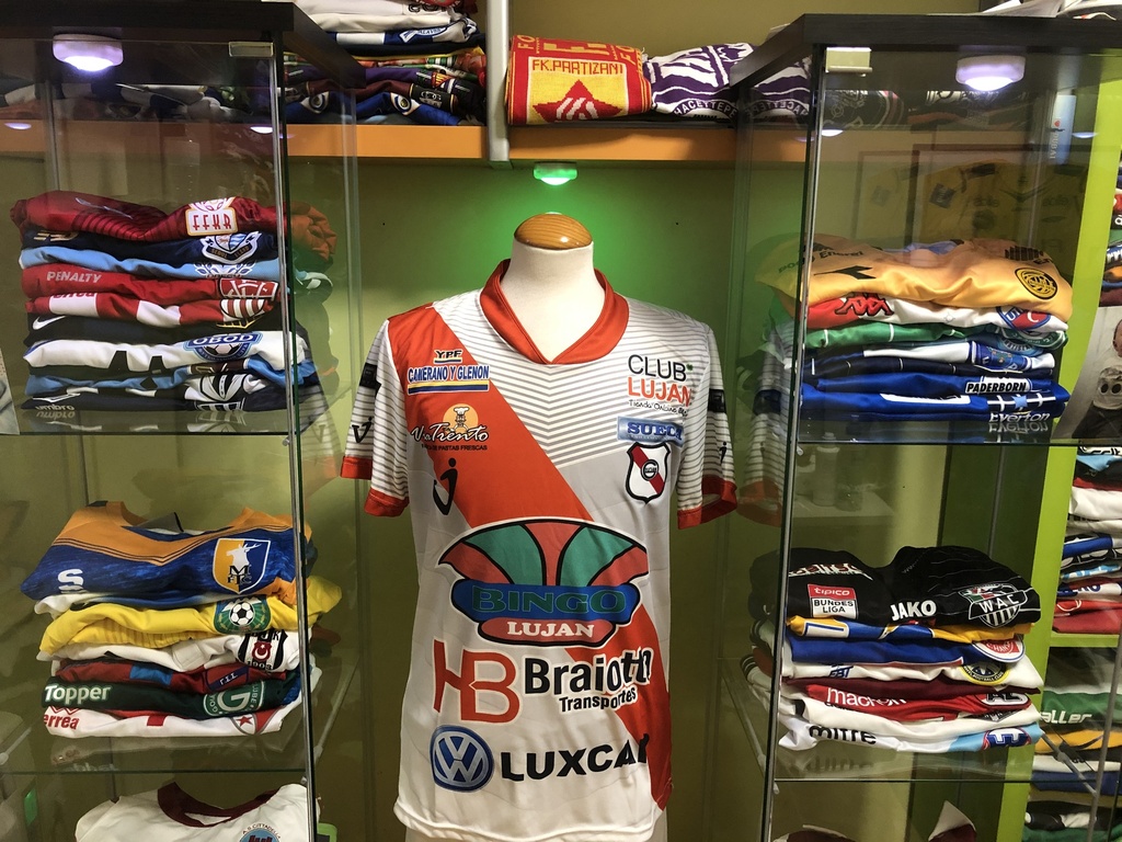 Luján