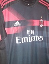 19 - AC Milan - Bonucci (Adidas)