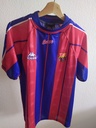 Camiseta sin nombre
