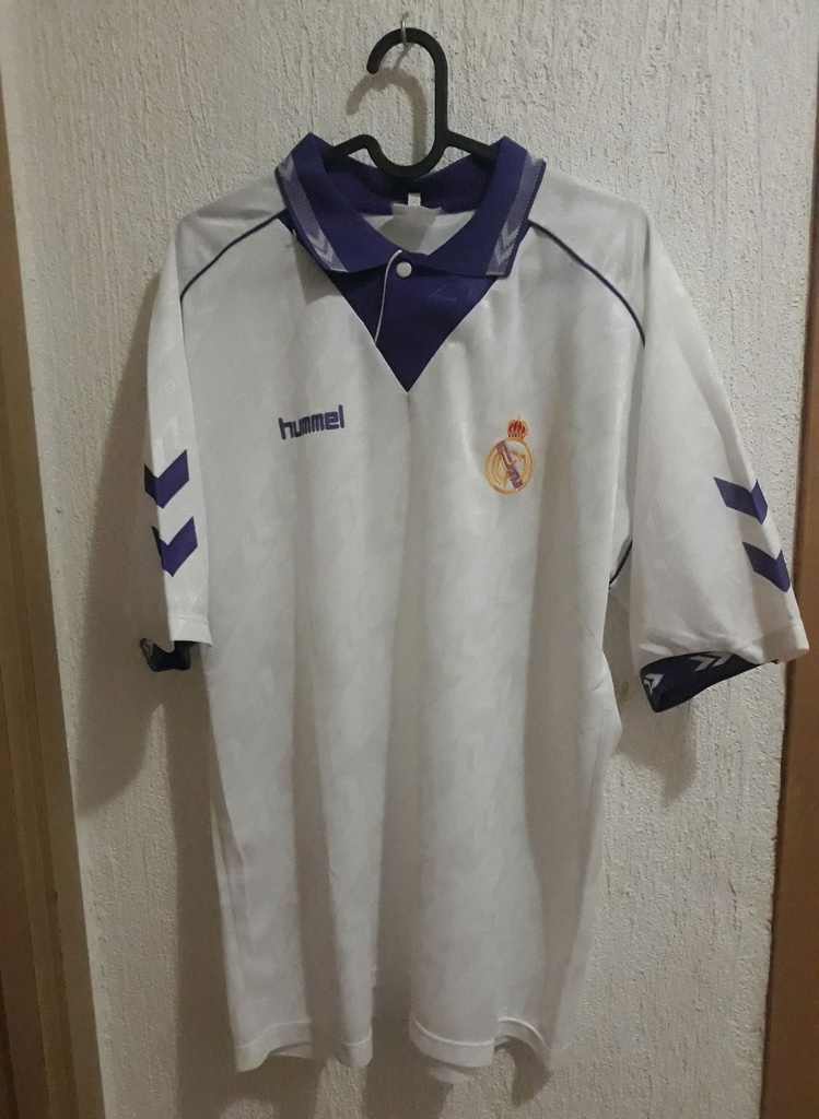 Camiseta sin nombre