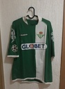Camiseta sin nombre