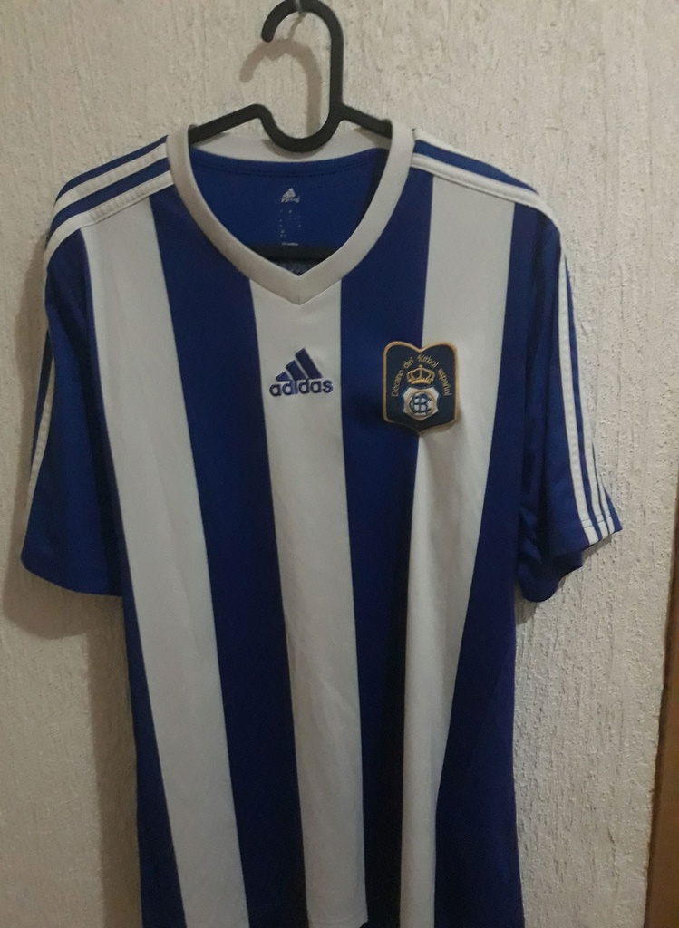 Camiseta sin nombre