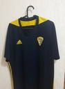 Camiseta sin nombre