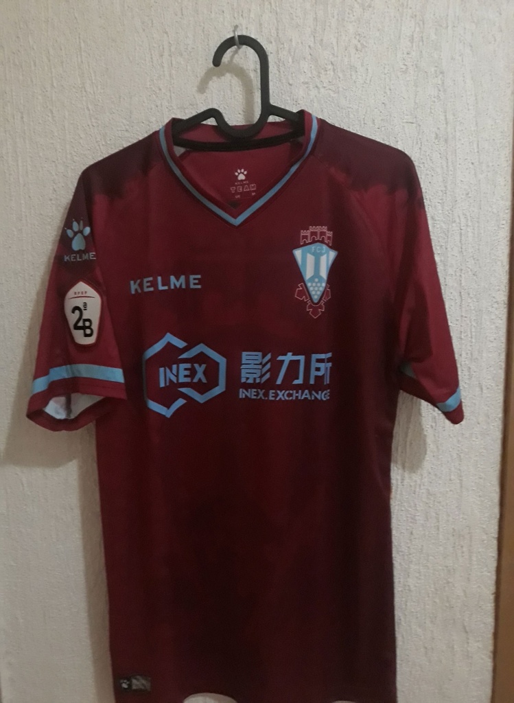 Camiseta sin nombre