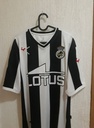 Camiseta sin nombre