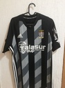 Camiseta sin nombre