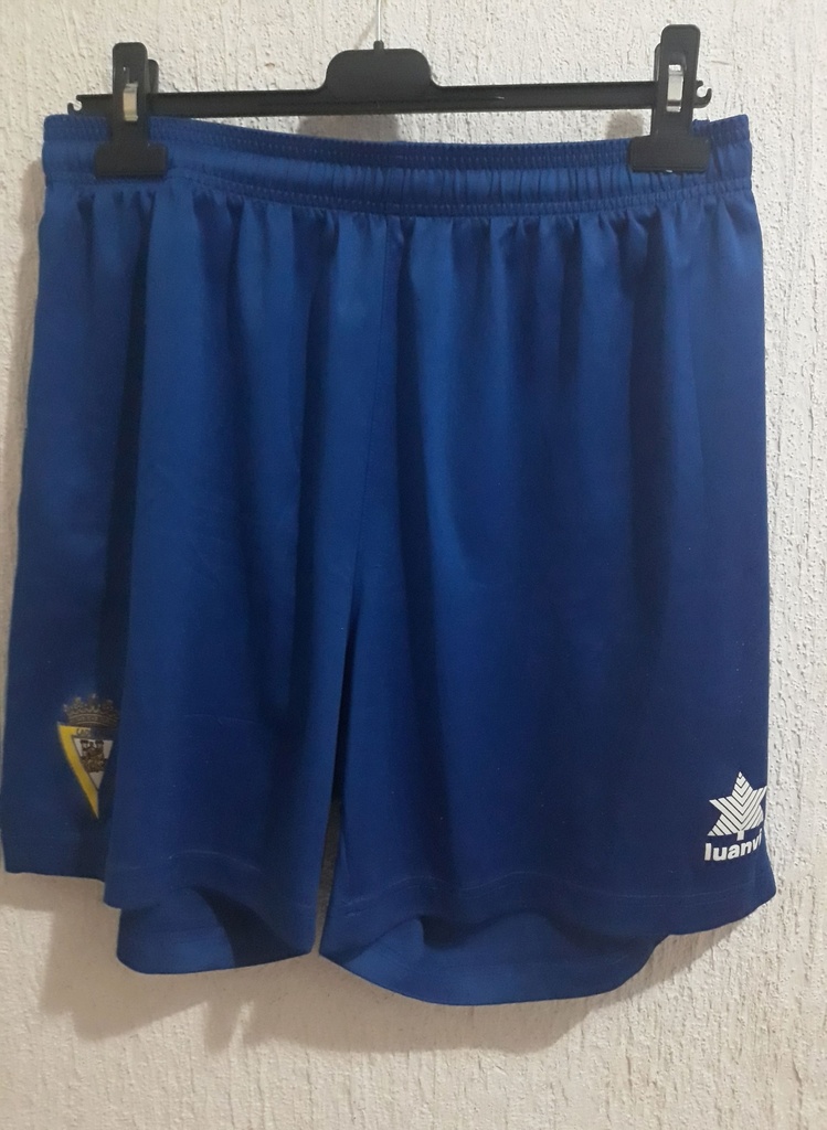 Camiseta sin nombre