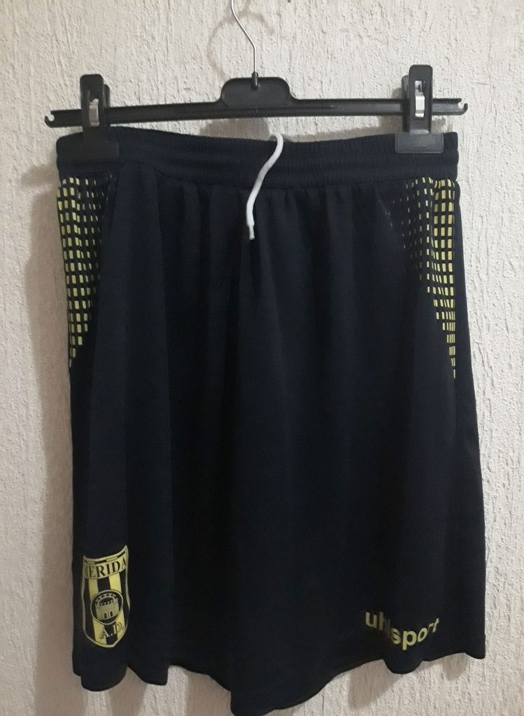 Camiseta sin nombre