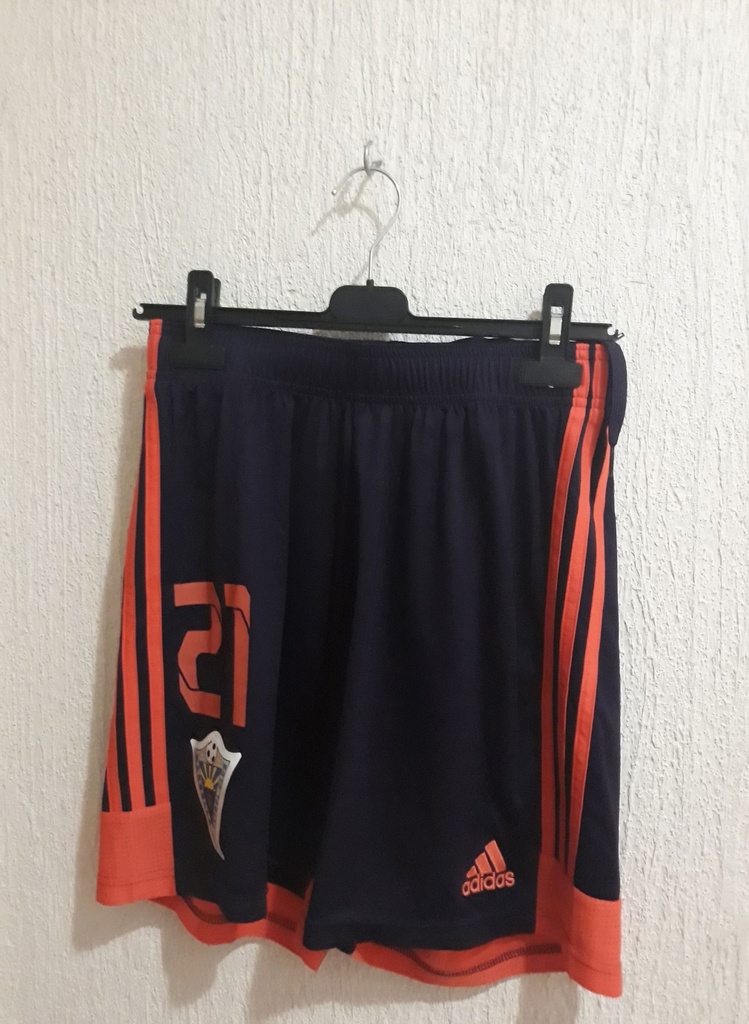Camiseta sin nombre