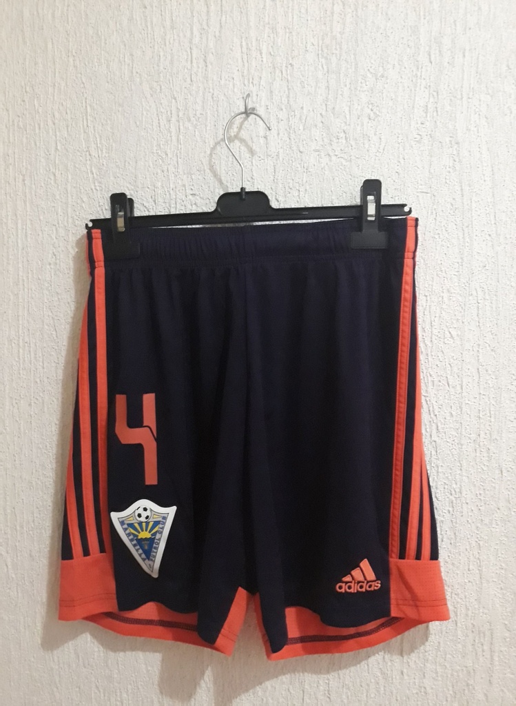 Camiseta sin nombre