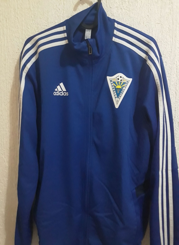 Camiseta sin nombre