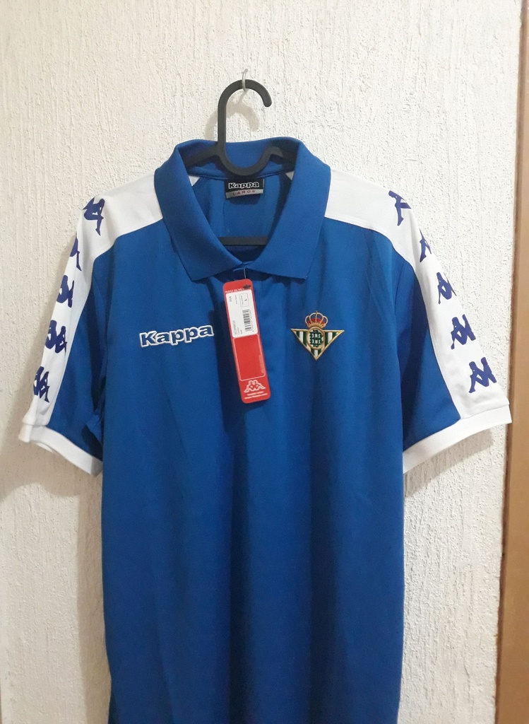 Camiseta sin nombre