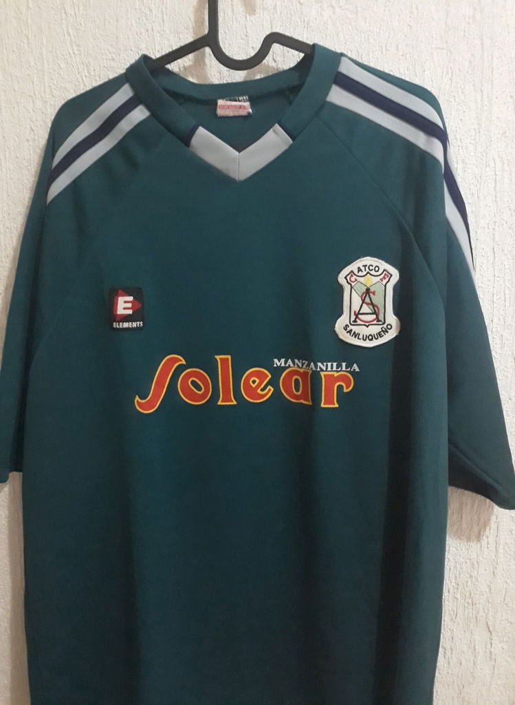 Camiseta sin nombre