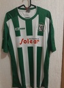 Camiseta sin nombre