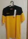 Camiseta sin nombre