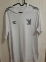 Camiseta sin nombre
