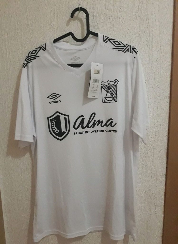 Camiseta sin nombre