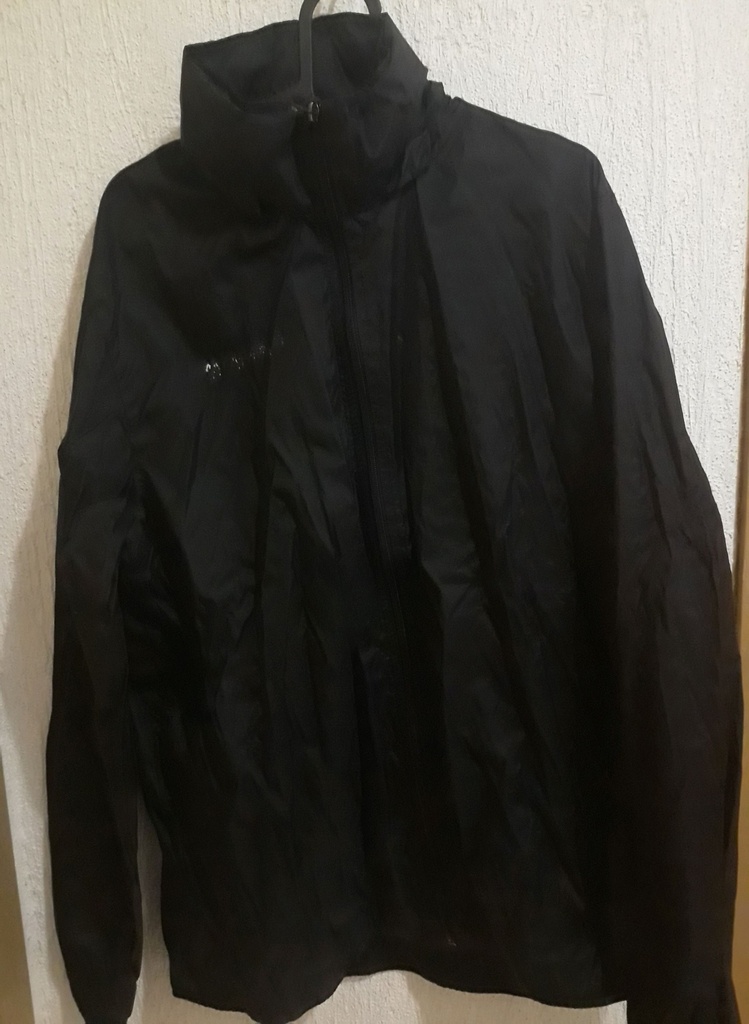 Camiseta sin nombre