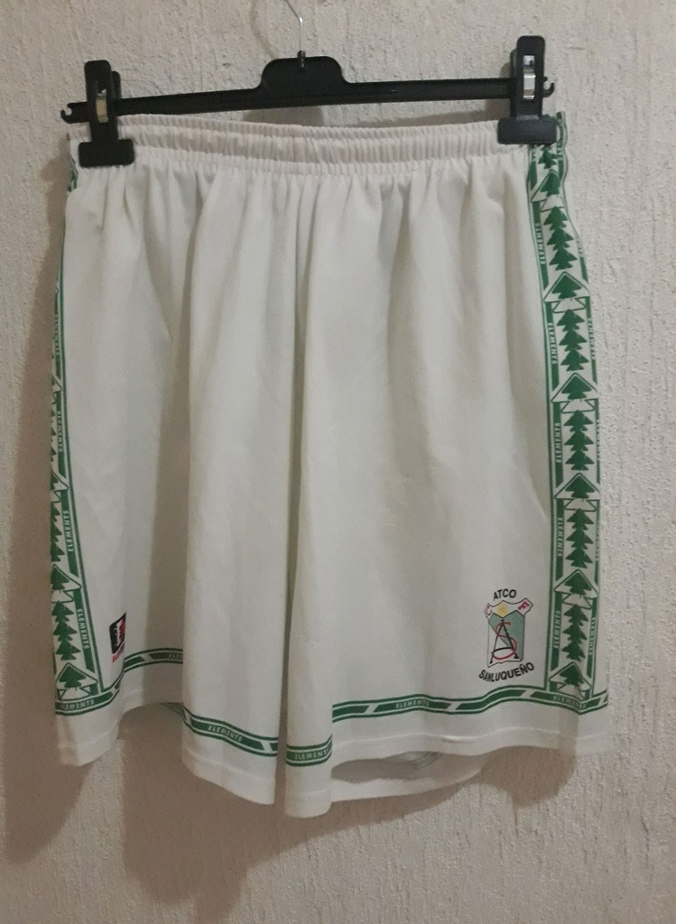 Camiseta sin nombre