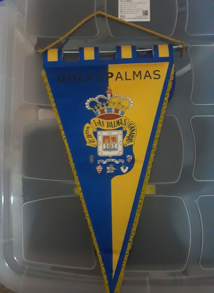 Camiseta sin nombre