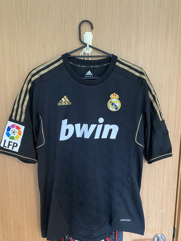 27 - Real Madrid - Nacho