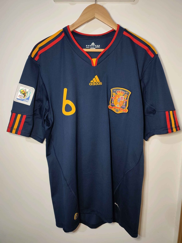 6 - Selección Española de fútbol - A.Iniesta (Adidas)