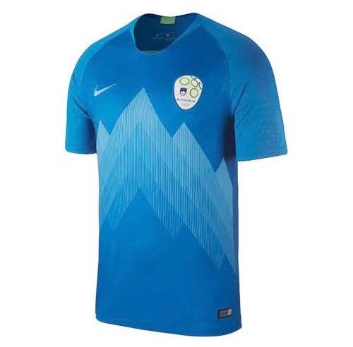 Camiseta sin nombre