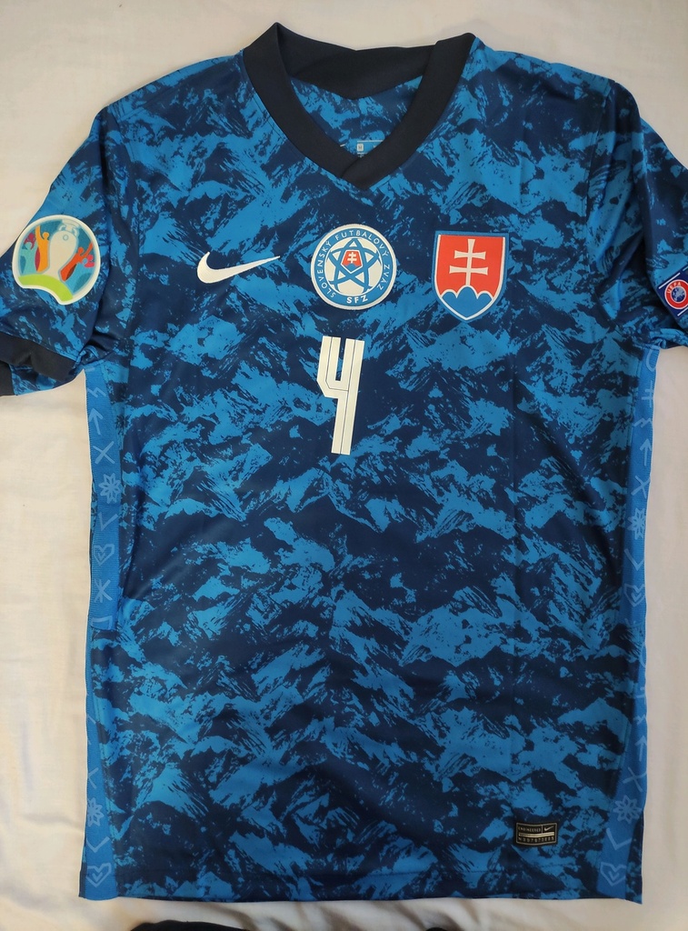 4 - Selección Eslovaquia - Valjent