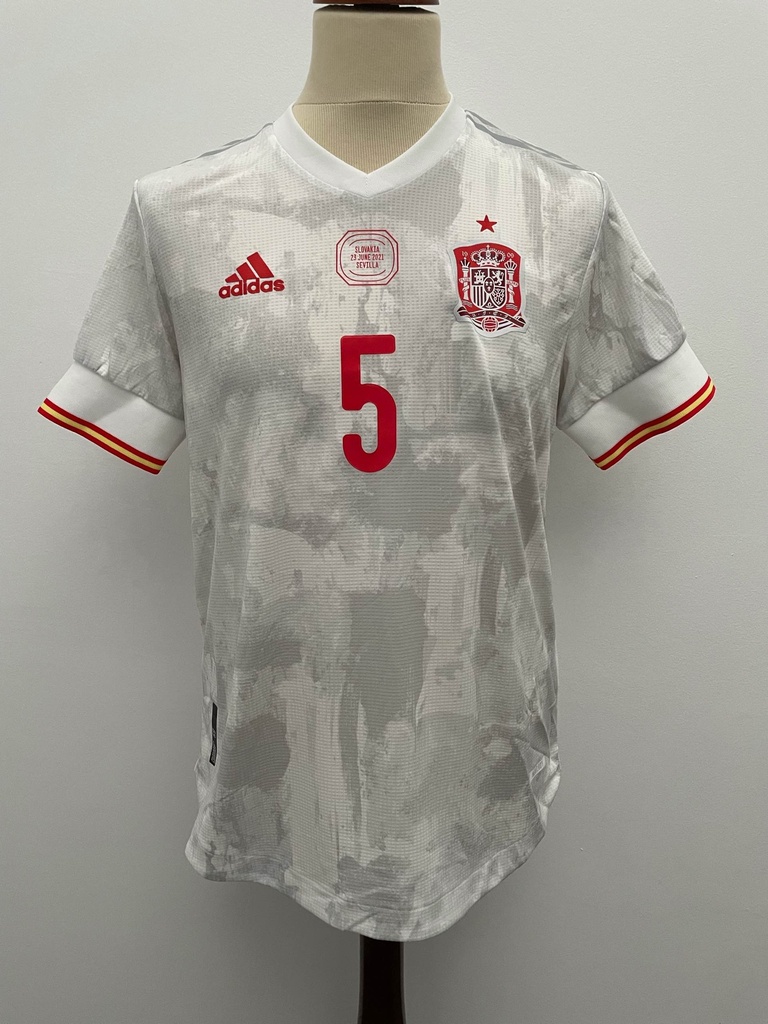 5 - Selección Española de fútbol - Sergio (Adidas)