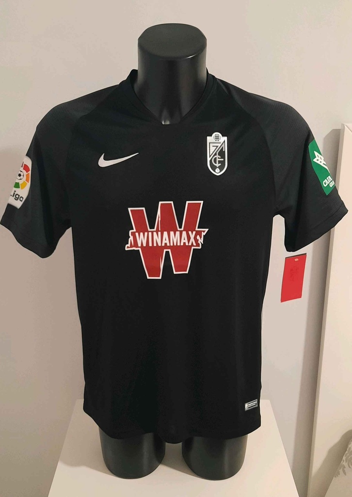 11 - Granada CF - D. Machis (Nike)