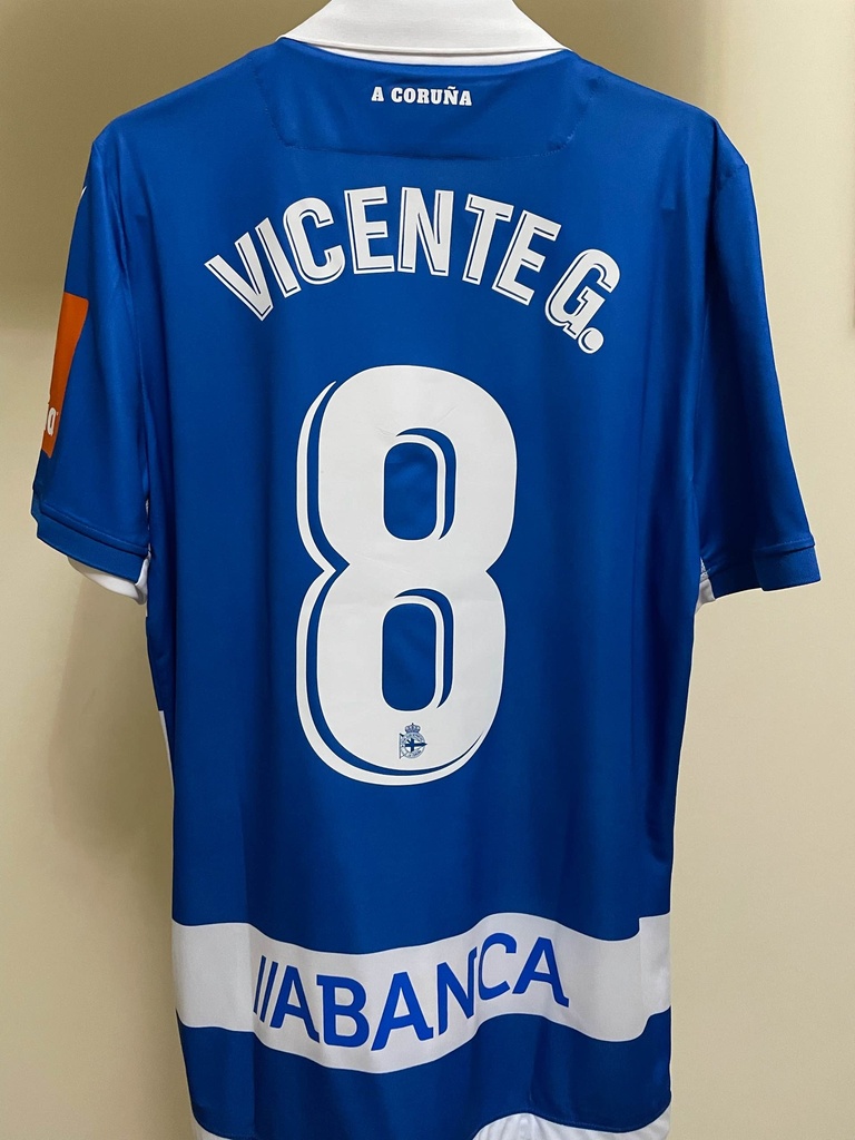 8 - Deportivo de la Coruña - VICENTE G. (Macron)