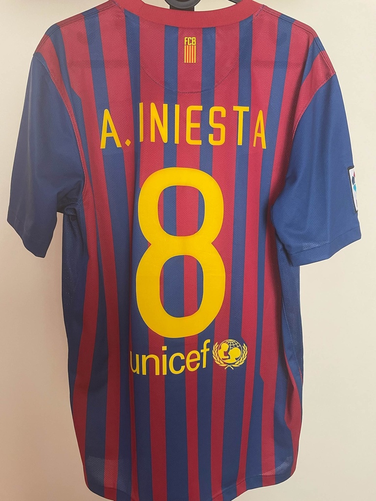 8 - FC Barcelona - A. INIESTA (Nike)