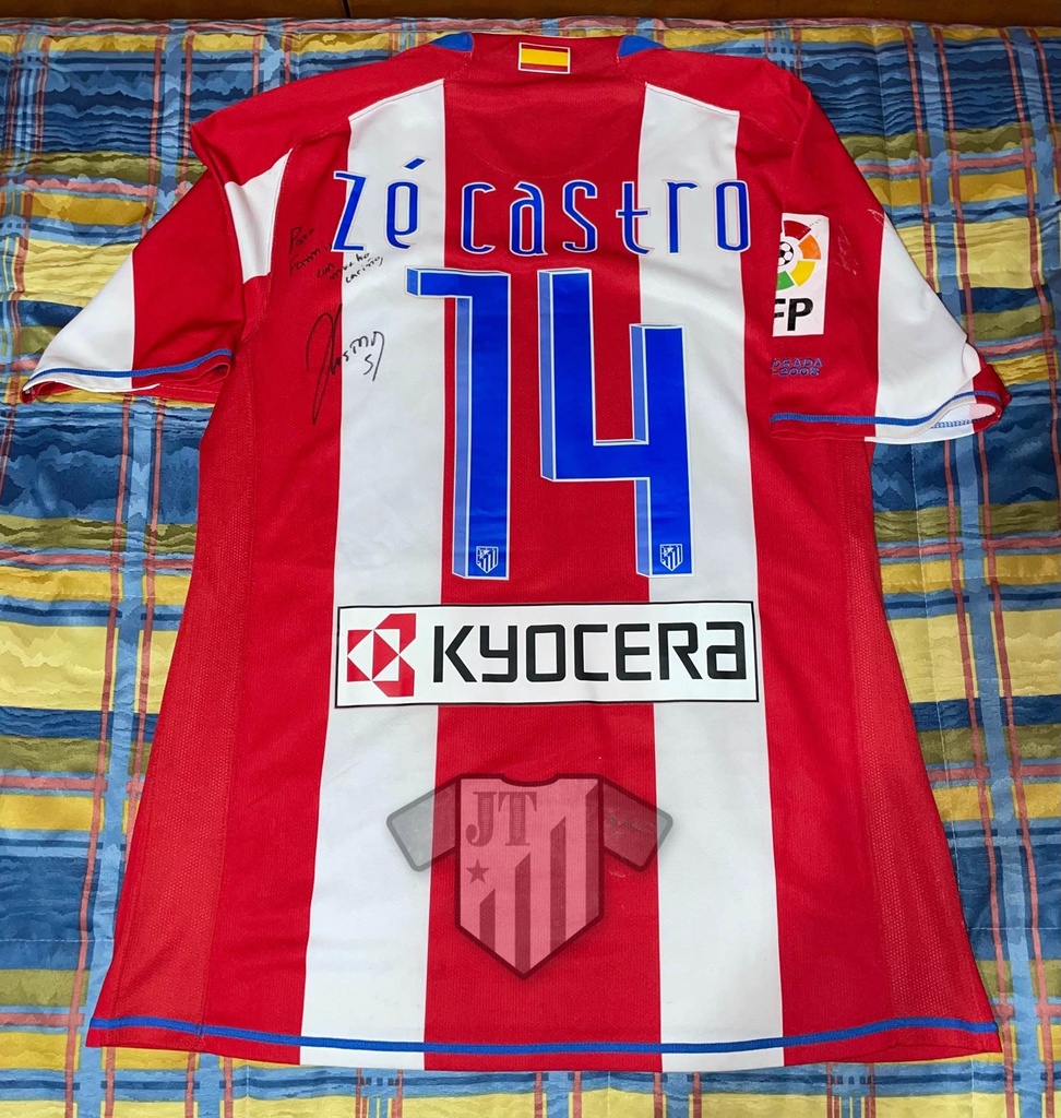 14 - Atlético de Madrid - Ze Castro