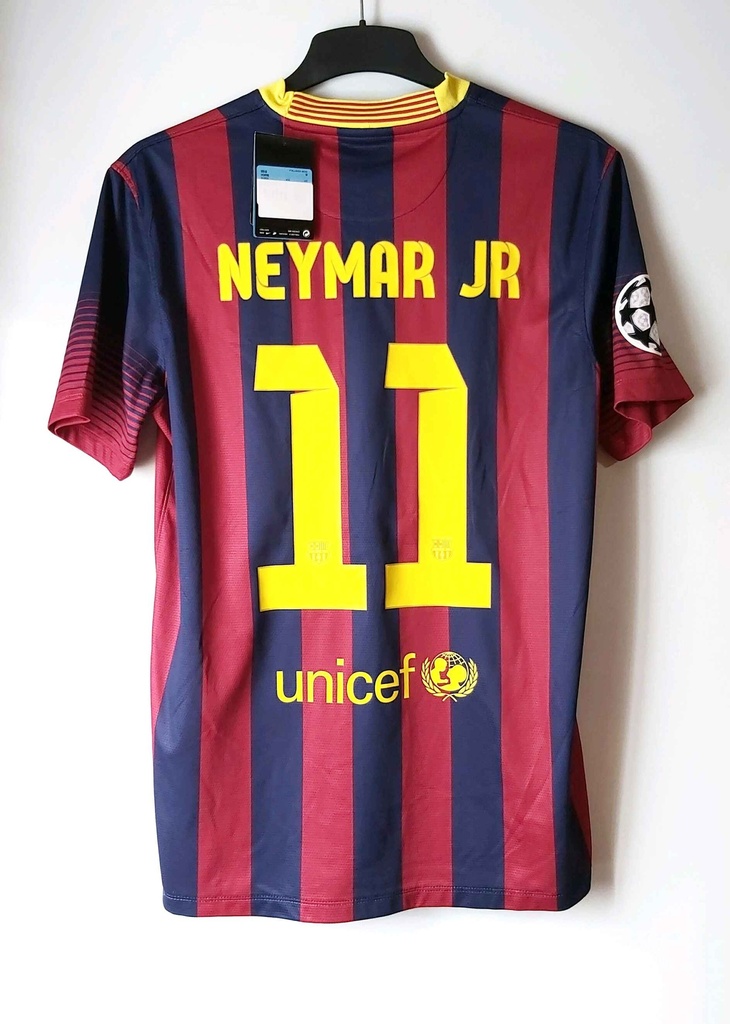 11 - Barcelona - Neymar Jr.