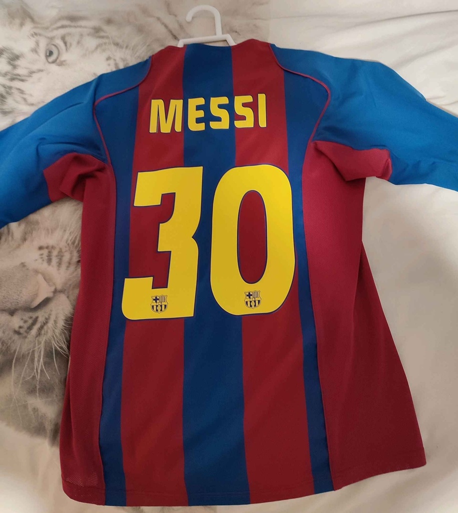 30 - FC Barcelona - Messi (Nike)