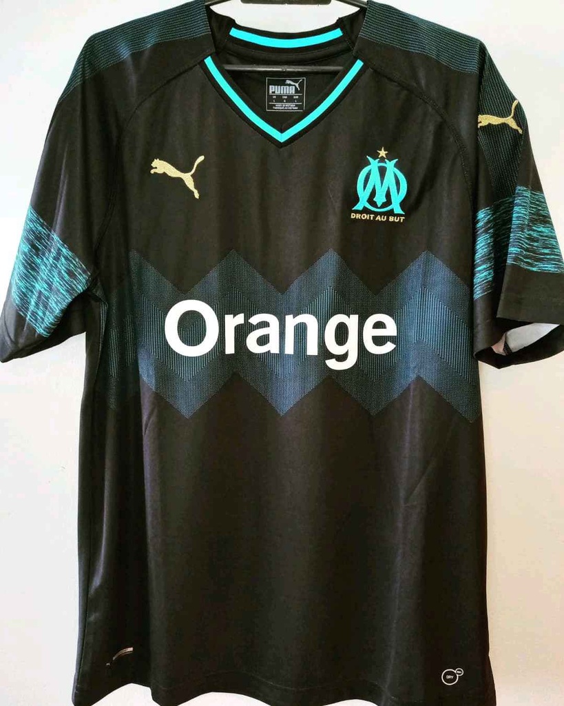 Camiseta sin nombre