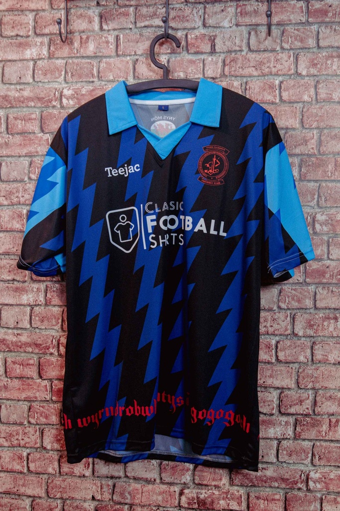 Llanfair­pwllgwyngyll­gogery­chwyrn­drobwll­llan­tysilio­gogo­goch FC