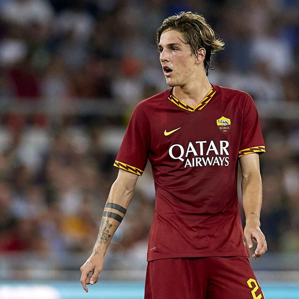 22 - AS Roma - Zaniolo (Nike)