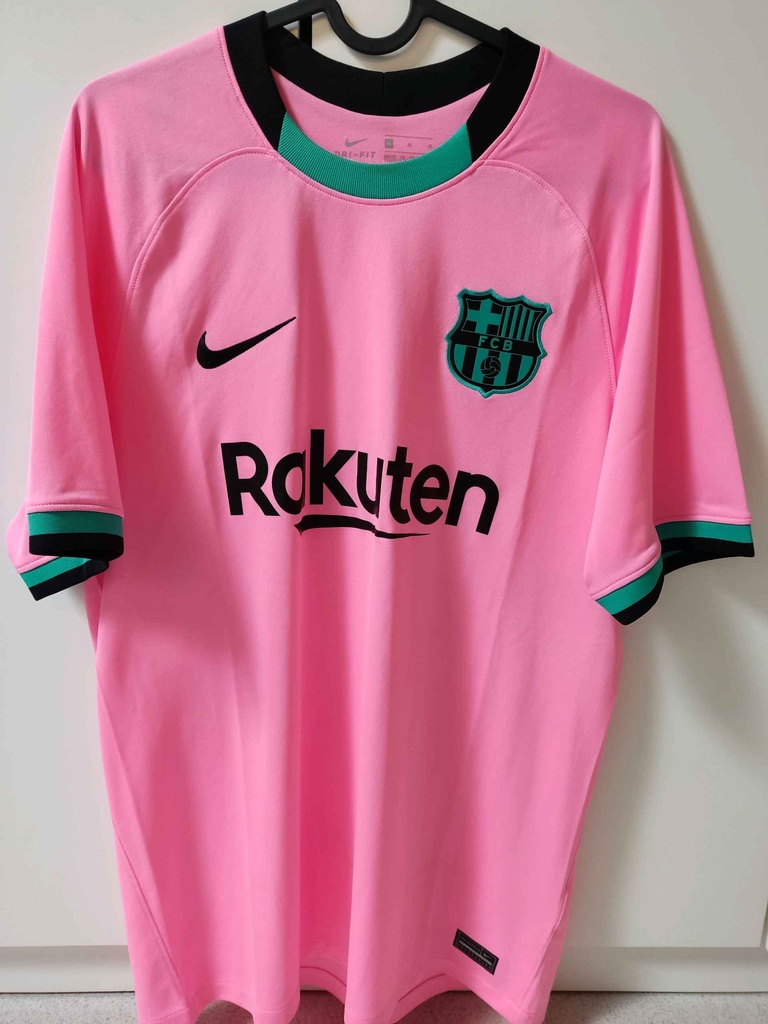 16 - F.C. Barcelona