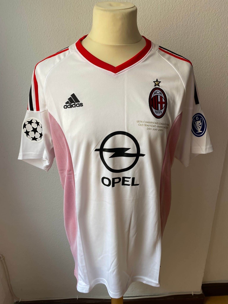 3 - AC Milan - Maldini (Adidas)