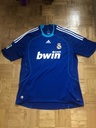 23 - Real Madrid - Sneijder